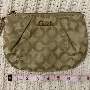 Coach Wristlet Vintage in GUC